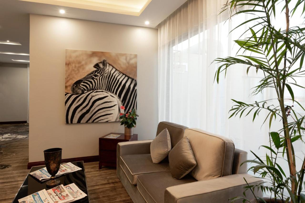 Flamingo Villas Boutique Hotel Уолфиш Бей Екстериор снимка