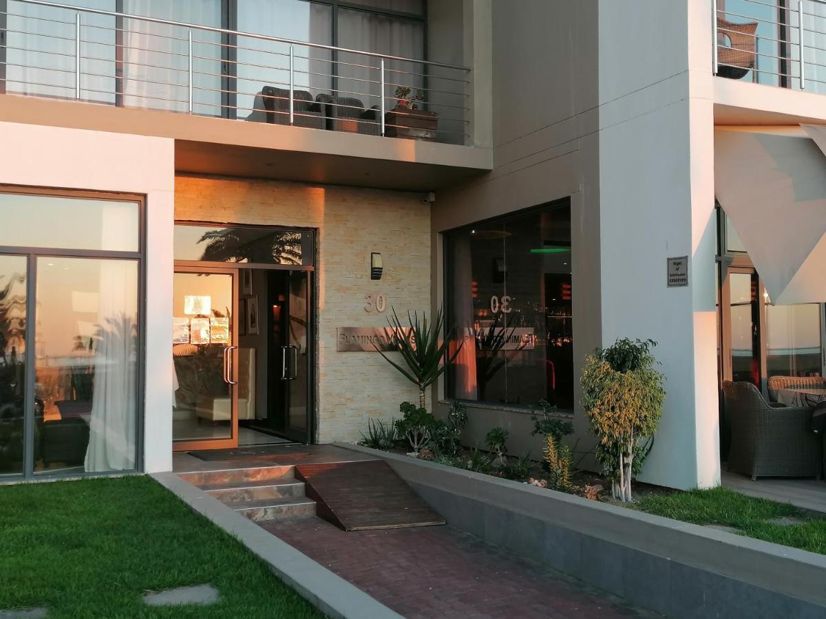 Flamingo Villas Boutique Hotel Уолфиш Бей Екстериор снимка